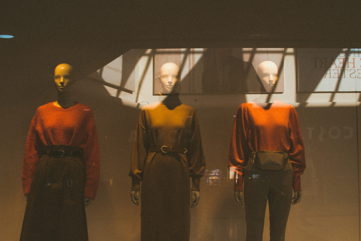 The Ultimate Saks Fifth Avenue Shopping Guide: Luxury Finds You Can’t Miss