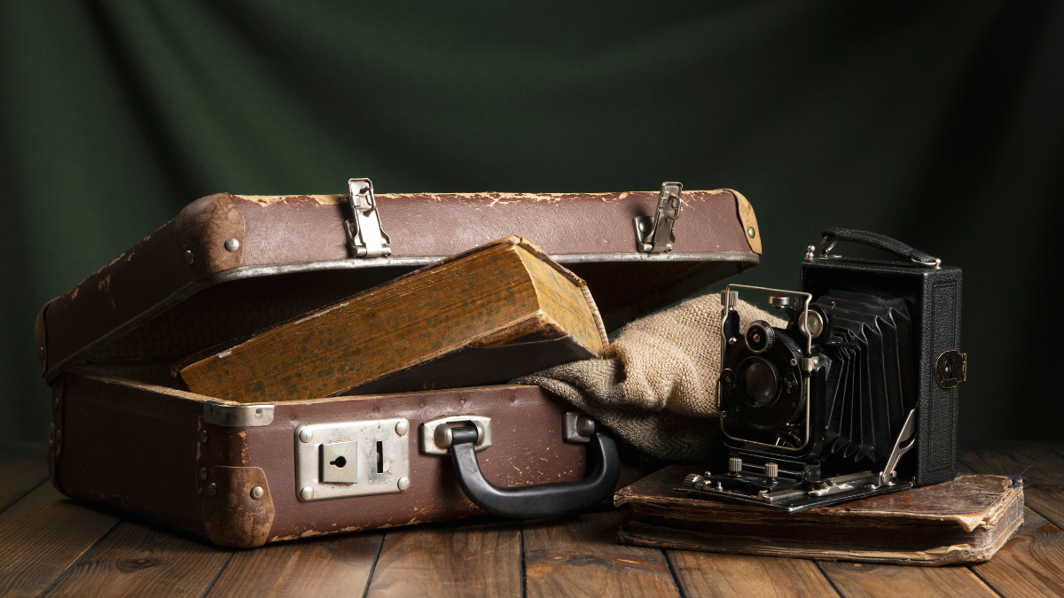 Most Popular Retro Collectibles People Are Buying on eBay Right Now