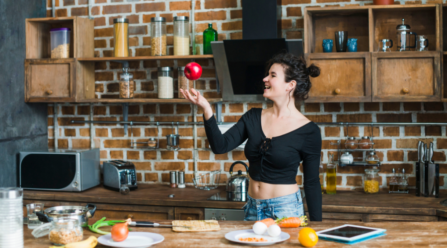 Small Kitchen Solutions and Space Optimization